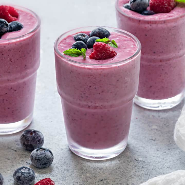 Mixed Berry Smoothie Recipe (Easy and Healthy) Cubes N Juliennes